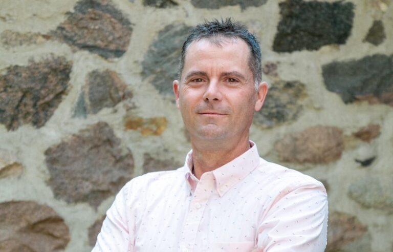 Episode #128, Hot Tub Innovation and Leadership: Jim Parker’s Path to Ahh!some Water Care