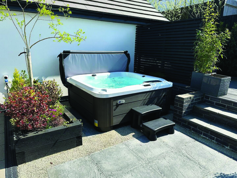Platinum Spas Introduces Vacation Range for Holiday and Hospitality Market