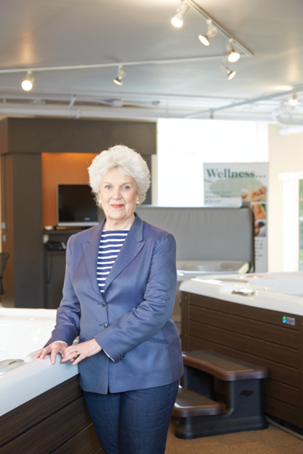 Episode #106, Hot Tub History with Alice Cunningham